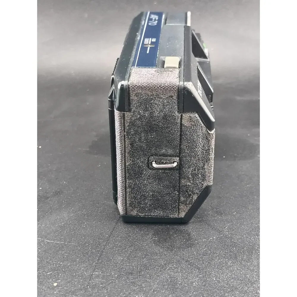 Ricoh AF-70 35mm Camera - FOR PARTS - Powers On / Flash Issue - Includes Bag